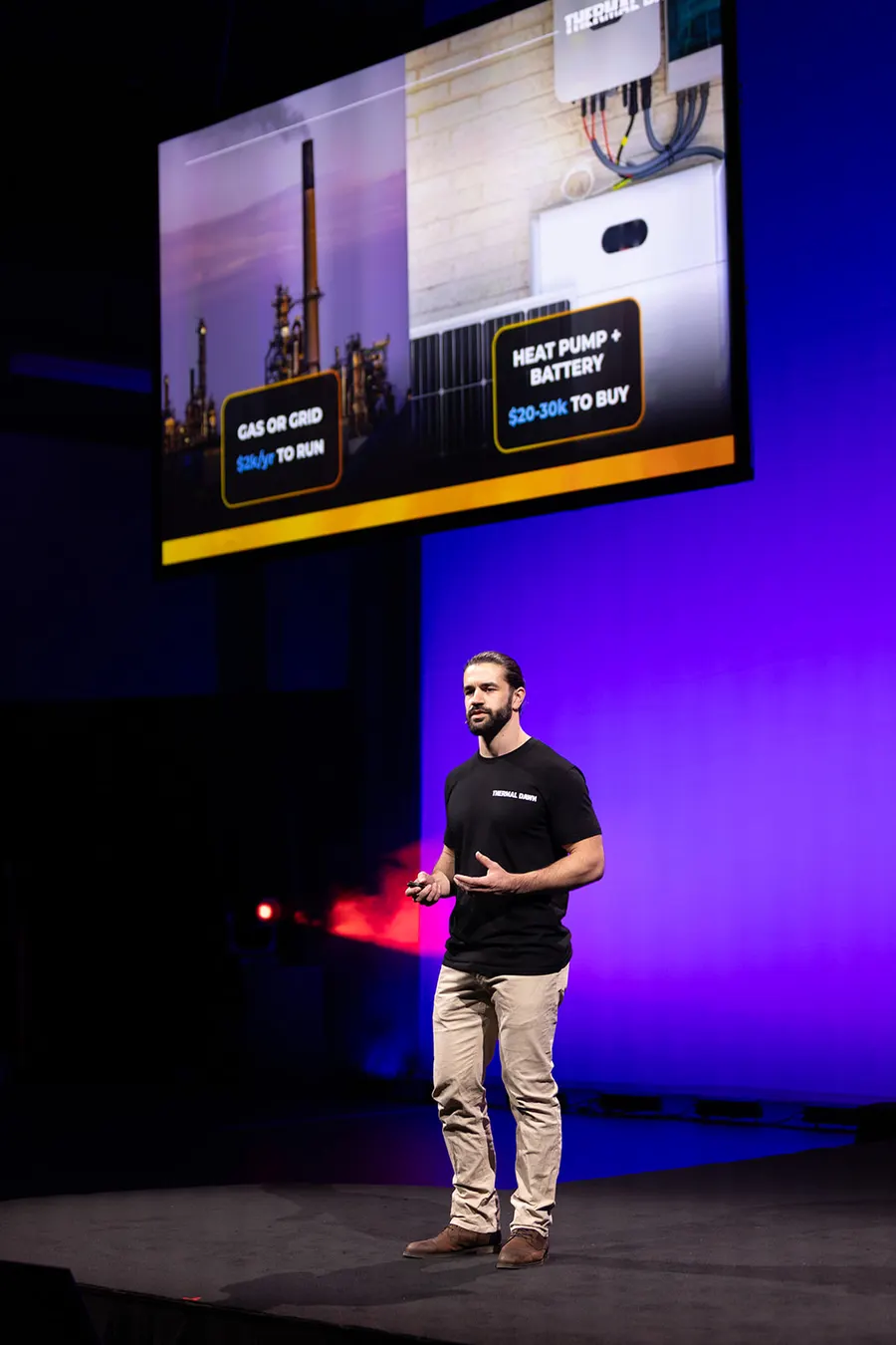 Founder Nick Zeniou presenting Thermal Dawn on stage at Startmate Demo Day